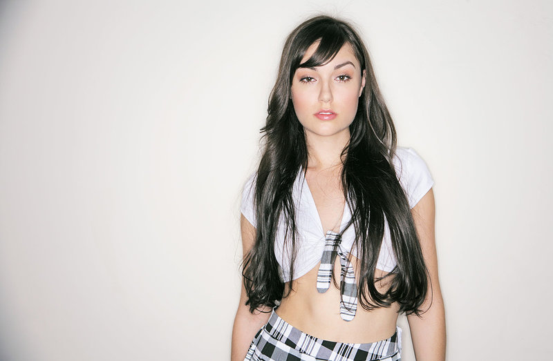 Оксана, 18 лет, 3 размер груди